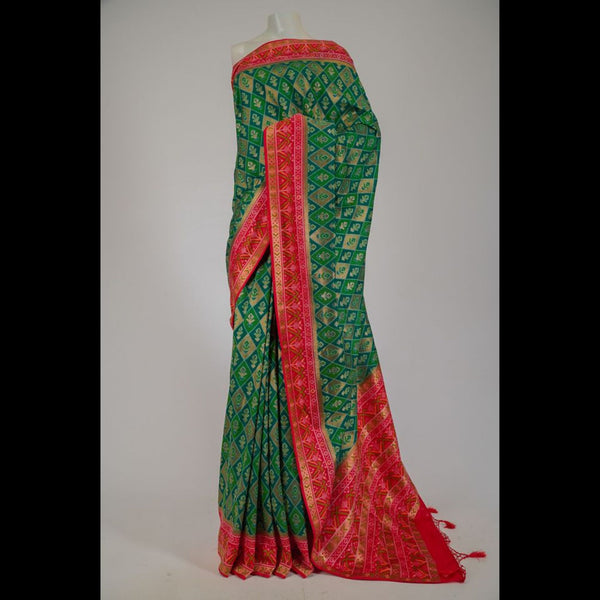 Silk Bottle Green Parrot Green Saree With Blouse